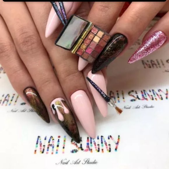 Meet your Posher, Christina - Picture 8 of 15